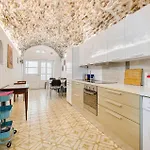 Awesome In Im Appartement *