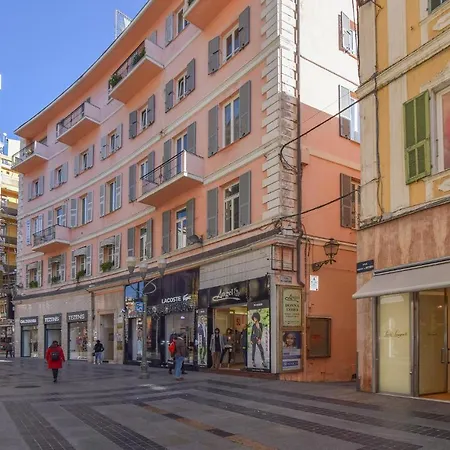 Apartment 1 Bedroom Front In *