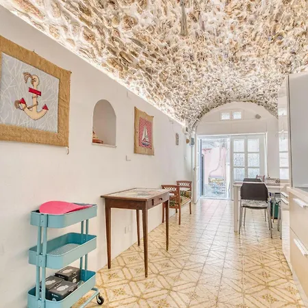 Apartment 1 Bedroom Front In Sanremo