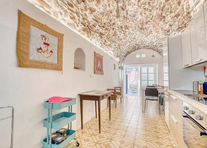 Apartment Awesome In Im Sanremo